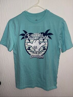 Disneyland Resort XS 'Chill Vibes' Teal Graphic Tee